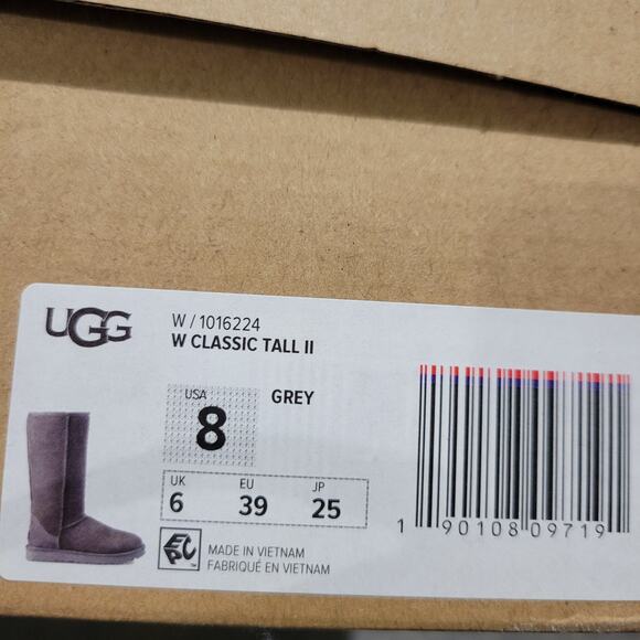 UGG Classic Tall Boots II Grey Suede Shearling Sheepskin Fur Flat Comfort Size 8 - Picture 12 of 12